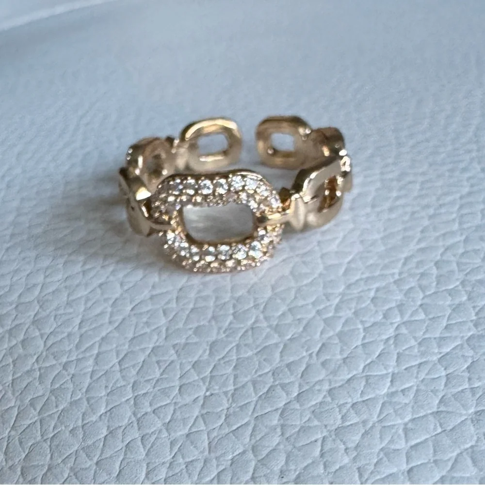 Gold Tone and Rhinestone Chain Link Hollow Adjustable Ring New